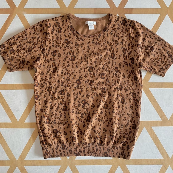 H&M Cheetah Print Short Sleeved Sweater - S - Picture 1 of 3